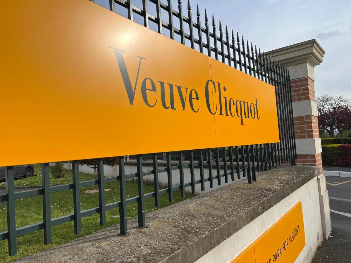 Les Rives Remoises Apartment Reims Exterior photo